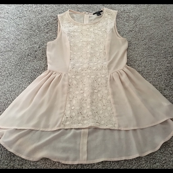 Forever 21 Peplum Top - Picture 3 of 5